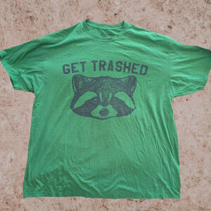 Design By Humans "Get Trashed" Raccoon Graphic Tee - Green Heather 2X